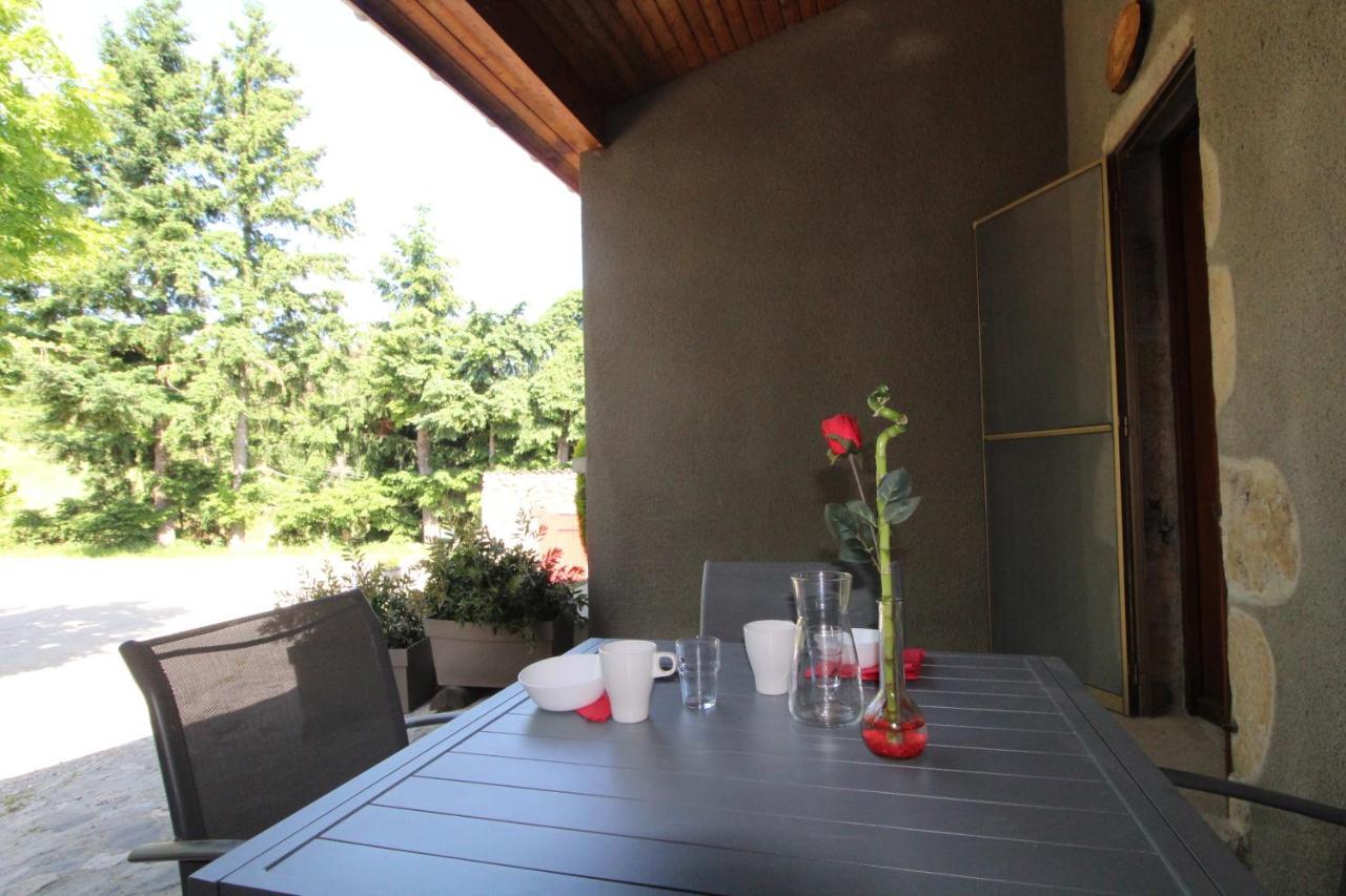 Gites A La Ferme De Bacon Saint-Sylvestre  ภายนอก รูปภาพ